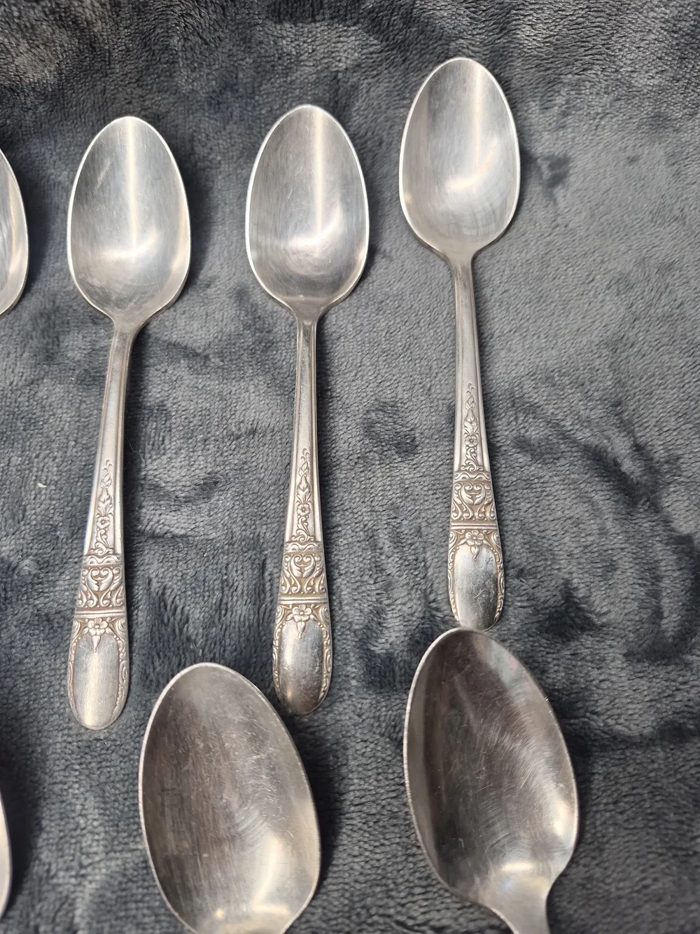 H & H Wallace XXXX 12 Pcs Sweetheart Silver Plate Coffee/ Dessert Spoon 5.5